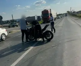 Foto Un motociclist, din Caracal, lovit de un autoturism pe Centura de Nord a Craiovei