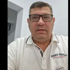 Foto Senatorul POT Robert Ghiţă, dificultăţi în citirea de pe foaie. Ce i-a ieşit când a vrut să citească „papioane” (VIDEO)
