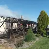 Foto Incendiu la Pârşcoveni. O locuinţă a fost distrusă de flăcări