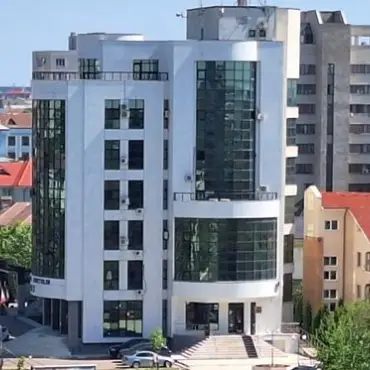 Foto Prefectura Olt nu mai organizează nicio manifestare de 10 mai, în acest an. Explicaţia oficială