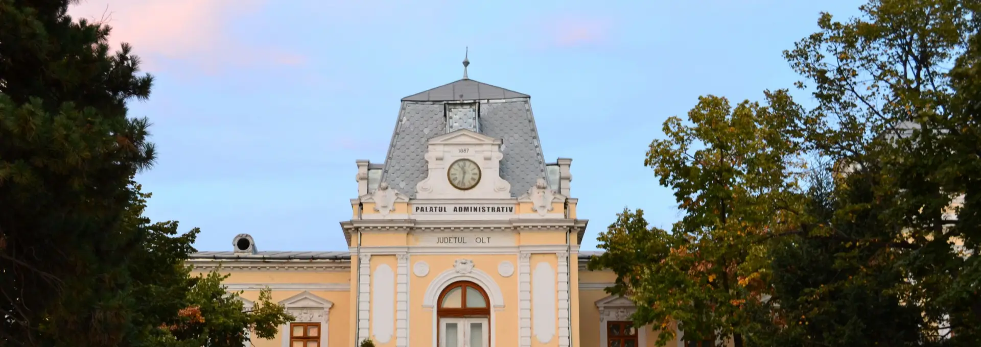 Foto Muzeul Judeţean Olt, 73 de ani de existenţă marcaţi prin manifestări culturale