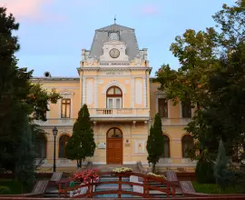 Foto Muzeul Judeţean Olt, 73 de ani de existenţă marcaţi prin manifestări culturale
