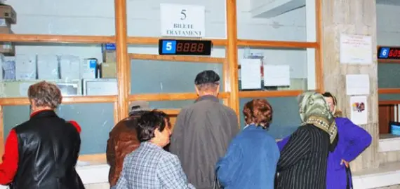 Foto  O nouă serie de bilete de tratament pentru pensionarii olteni