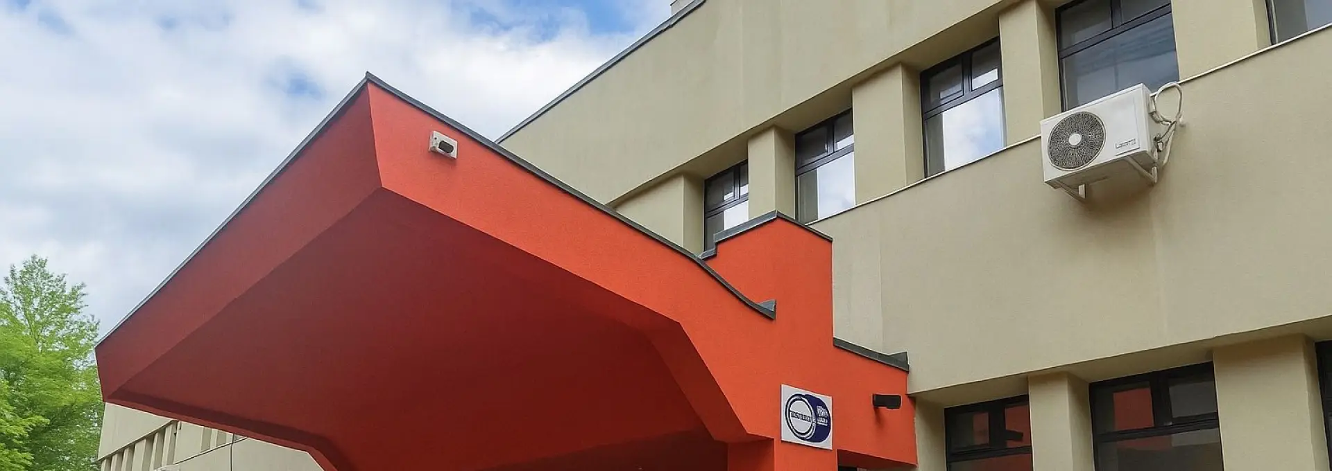 Foto CJ Olt investeşte în sănătate. Ambulatoriul Spitalului Slatina, modernizat şi dotat - proiect realizat (FOTO)