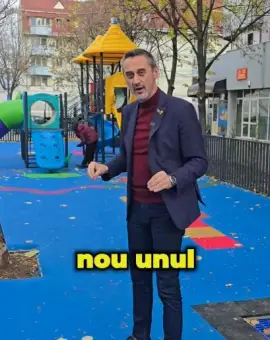Foto Locul de joacă din cartierul Steaua din Slatina, construit ilegal pe spaţiul verde. Inspectoratul în Construcţii ameninţă cu plângerea penală