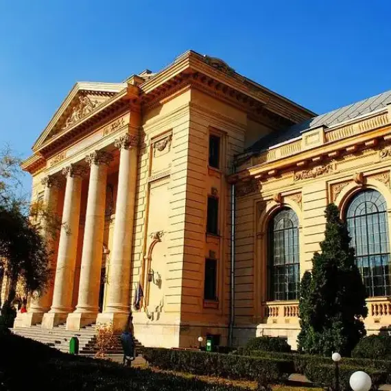 Foto Doi reputaţi neurochirurgi bucureşteni, profesori universitari la UMF „Carol Davila”, plasați sub control judiciar de DNA