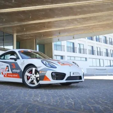 Foto Alegerea anvelopelor pentru un autovehicul electric