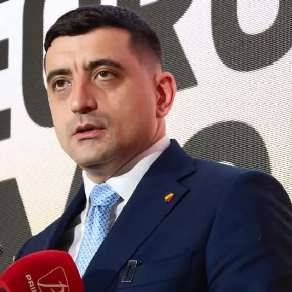Foto Alegeri prezidenţiale 2025. Oltenii l-au votat pe George Simion