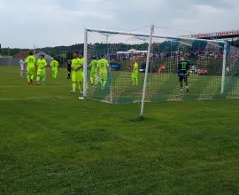 Foto Finala Cupei României, faza judeţeană, dintre Academica Balş şi Unirea Radomireşti se joacă pe stadionul din Curtişoara