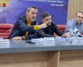 Foto De Mezzo elimină profesorii de la premiere, la Gala Laureaţilor. Explicația halucinantă a primarului