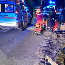 Foto Accident mortal în Gura Padinii. Un pieton spulberat de maşină