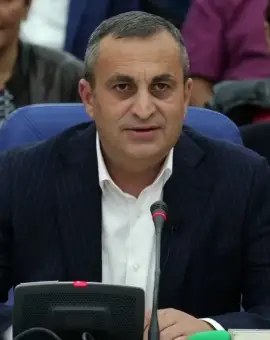 Foto Marius Oprescu: Părerile sunt împărţite, dar opinia mea este că ar fi bine să rămânem în opoziție!