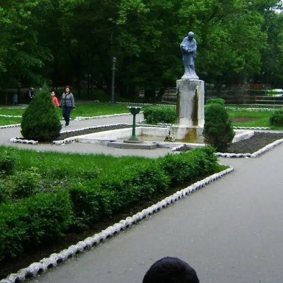 Foto Primăria Caracal transformă Parcul Poroineanu într-un festival al copilăriei: surprize pentru toată familia de Ziua Copilului