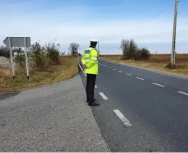 Foto Radare pe trepiede amplasate, astăzi, pe drumurile din Olt