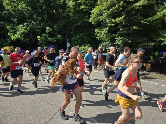 Foto Romanaţi Trail Run 2025: Sute de participanţi la evenimentul sportiv de la Caracal (FOTO)