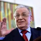 Foto Care este starea de sănătate a fostului preşedinte Ion Iliescu, internat de luni la terapie intensivă. Anunțul Spitalului SRI