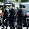 Foto Doi români, printre persoanele rănite în atacul armat din Graz, anunță MAE. 10 victime şi agresorul au murit în masacrul comis în școala austriacă