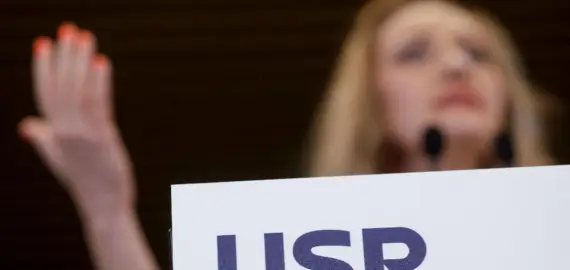 Foto 9 pentru şefia USR. Fostul preşedinte, Elena Lasconi, a demisionat în luna mai