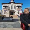 Foto Scandal în fața Primăriei Slatina: Alin Suciu, apropiat al primarului De Mezzo şi director al unei companii municipale, acuzat că refuză returnarea unui împrumut
