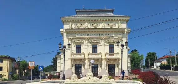 Foto Opt seri de spectacol la Caracal: începe Festivalul de Teatru „Ștefan Iordache”