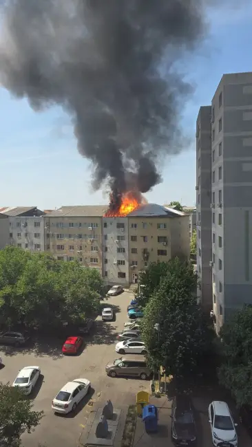 Foto VIDEO. Incendiu izbucnit într-un bloc din Slatina