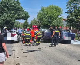 Foto FOTO. Accident cu trei autoturisme implicate pe DN 65, la ieşirea din Balş, spre Slatina
