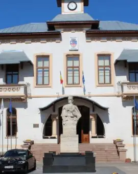 Foto Protest pregătit de afaceriștii din Slatina împotriva taxelor impuse de primarul De Mezzo