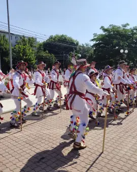 Foto A început ediţia jubiliară a Concursului Naţional „Căluşul Românesc“