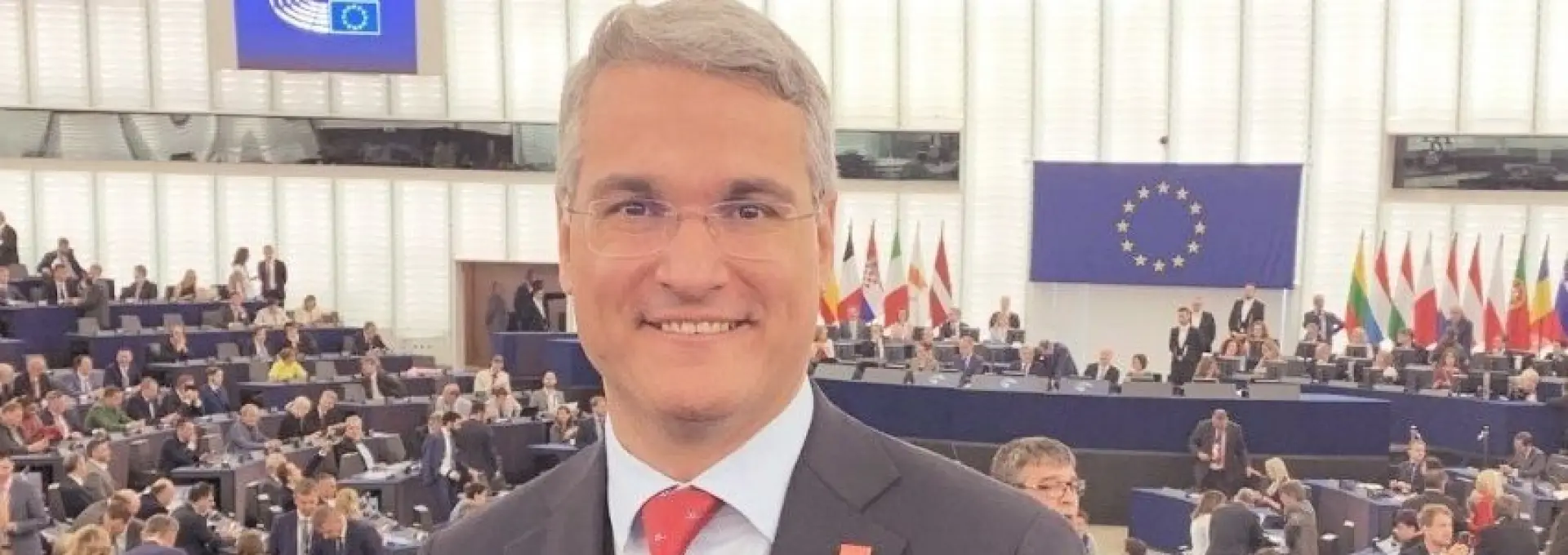 Foto Cum a ajuns firma lui Dragoș Pîslaru, propus la Ministerul Fondurilor Europene, în contracte cu Primăria Slatina, pe vremea lui Darius Vâlcov