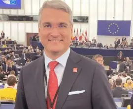 Foto Cum a ajuns firma lui Dragoș Pîslaru, propus la Ministerul Fondurilor Europene, în contracte cu Primăria Slatina, pe vremea lui Darius Vâlcov