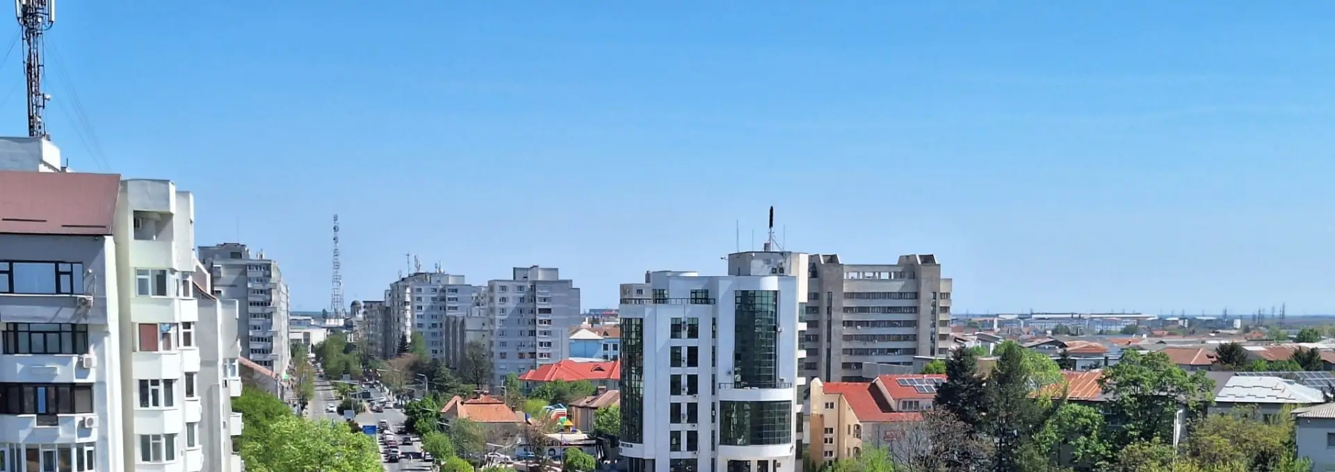 Foto Oraș blocat! Traficul rutier din Slatina, dat peste cap de sindrofiile primarului