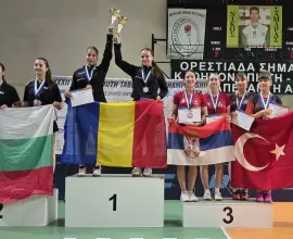Foto Andreea Jifcu, aur la Balcaniada de tenis de masă, alături de echipa României U19
