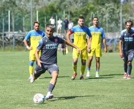 Foto CSM Slatina, victorie în cel de-al doilea meci de pregătire al verii. Mijlocaşul Vlad Prejmerean, noua achiziţie a slătinenilor
