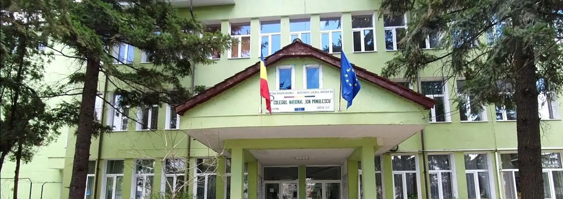 Foto „Ion Minulescu” Slatina, „Mihai Viteazul” Caracal şi „Radu Greceanu” Slatina, în topul liceelor cu cea mai mare promovabilitate a Bacalaureatului