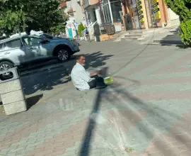Foto Cerșetoria ia amploare în Slatina, sub mandatul lui Mario De Mezzo 