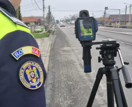 Foto Traficul din Olt monitorizat, astăzi, prin radare pe trepied
