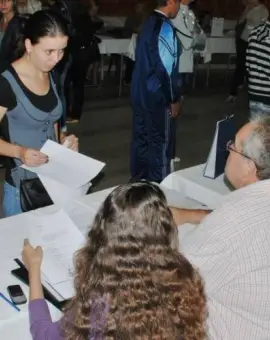 Foto 5 august, termenul pentru înregistrarea la AJOFM Olt a absolvenţilor care nu au promovat Bacalaureatul