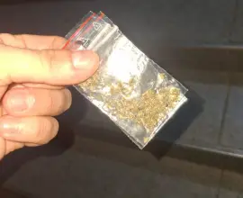 Foto Tânăr de 19 ani depistat cu substanțe psihoactive în Slatina - Intervenție promptă a jandarmilor olteni