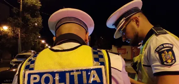 Foto Un copil de 15 ani a murit într-un accident între un autoturism și o combină agricolă, lângă Caracal