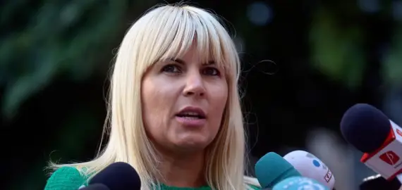 Foto Elena Udrea este liberă după aproape 4 ani în spatele gratiilor. Decizia judecătorilor de liberate condiţionată este definitivă