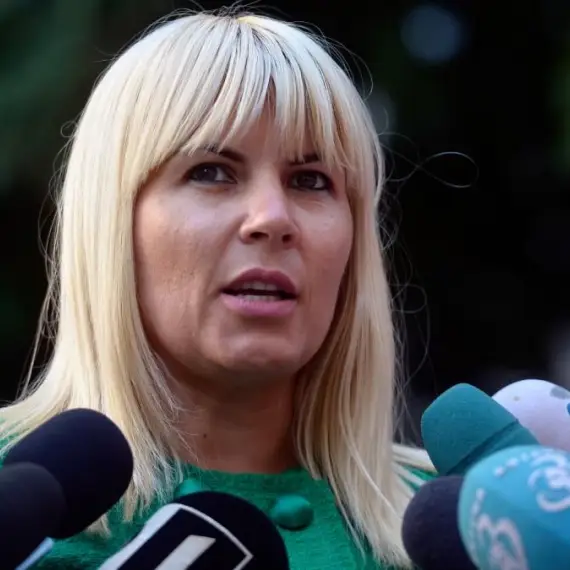 Foto Elena Udrea este liberă după aproape 4 ani în spatele gratiilor. Decizia judecătorilor de liberate condiţionată este definitivă