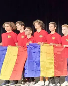 Foto Lotul României, coordonat de profesorul Perianu din Slatina, s-a întors cu medalii de la Olimpiada Internaţională de Matematică