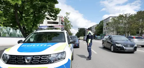 Foto Tânăr, băut bine, la volan pe o stradă din Slatina
