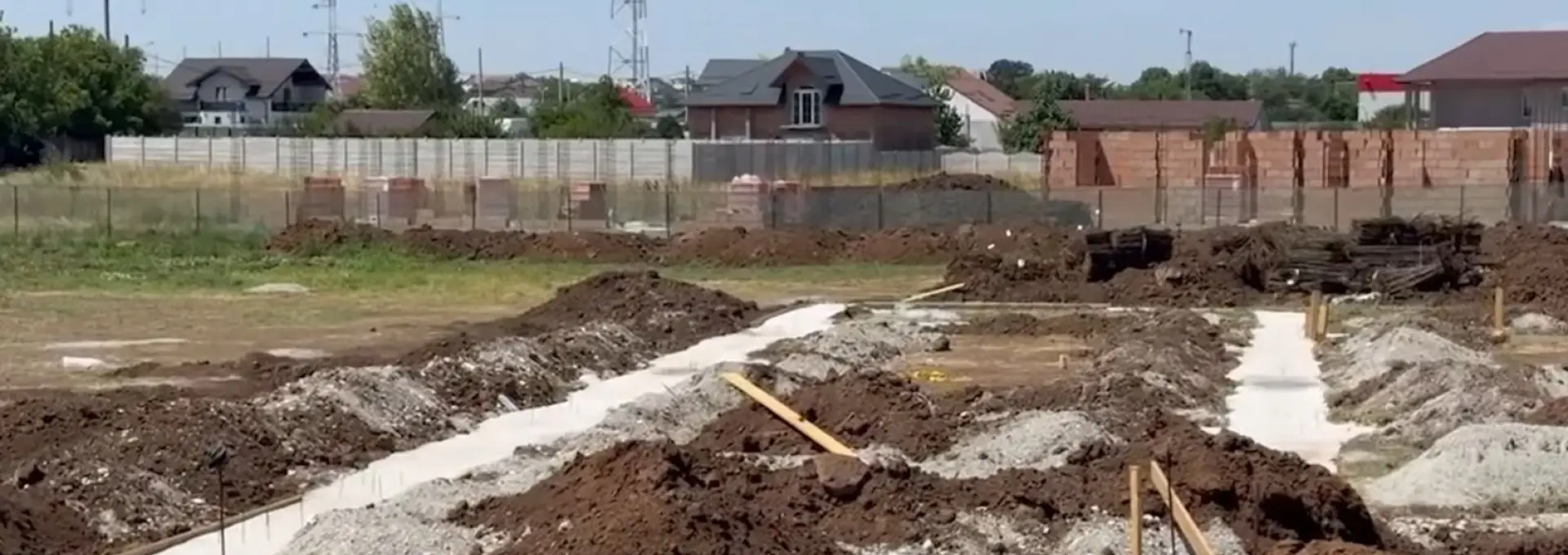 Foto A început construcția Centrului de Zi pentru Vârstnici din Caracal, finanțat prin PNRR
