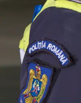 Foto Doi bărbaţi, arestaţi în Balş pentru ameninţări şi ultraj asupra unor poliţişti şi jandarmi