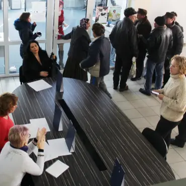 Foto Aproape 2.000 de persoane au fost angajate, în primele şase luni, cu sprijinul AJOFM Olt