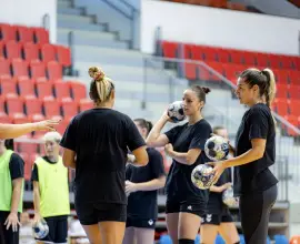 Foto CSM Slatina organizează un turneu de pregătire, în sala LPS Slatina. „Steaua Roşie” Belgrad şi Dunărea Brăila, participante