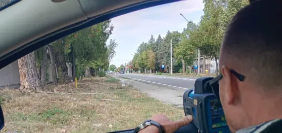 Foto Razie în Olt: 23 de permise reţinute, în doar două zile. Slătinean surprins cu 110 km/oră în Grădinari
