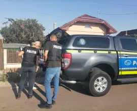 Foto Bărbat, din Cezieni, amendat cu 12.000 de lei pentru ca nu a îngrijit corespunzător câinii pe care-i deţine   