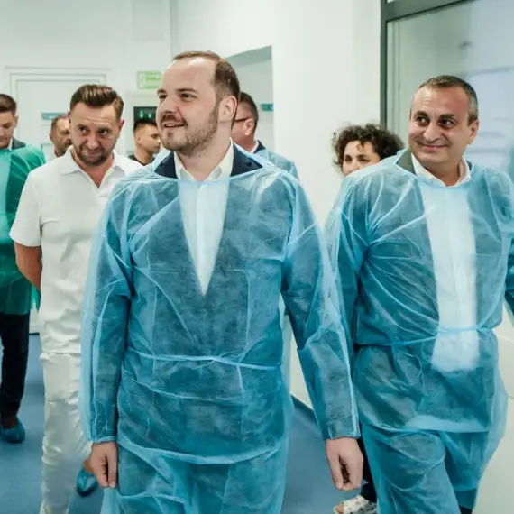 Foto Ministrul Sănătăţii a anunţat investiții majore în sănătatea din Olt: PET-CT și SPECT-CT pentru Spitalul Județean de Urgență Slatina
